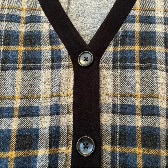 Maurices Plaid Super Soft Cardigan Size M - Picture 5 of 11